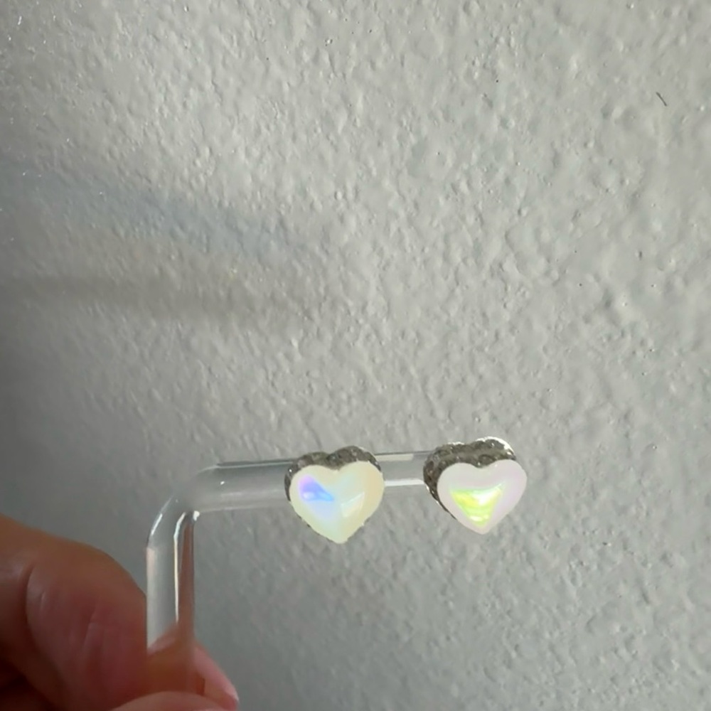 Heart-Shaped Iridescent Stud Earrings silver .925